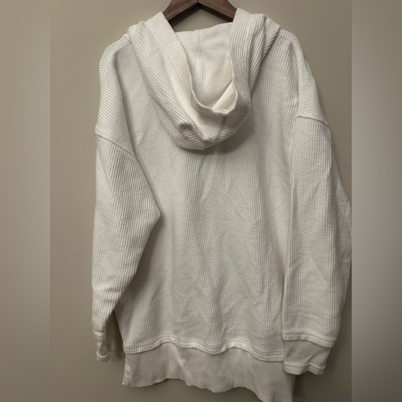 Aerie Waffle Knit Snap Henley Oversized Hoodie in White XS - Picture 6 of 6
